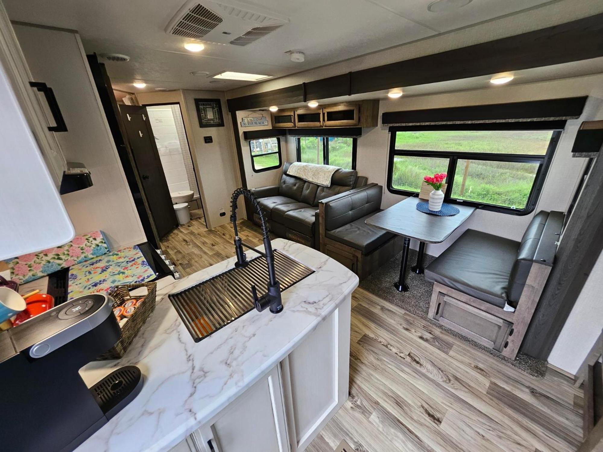 Hailey'S Beach-N-Bay Rv Resort Gilchrist Екстер'єр фото
