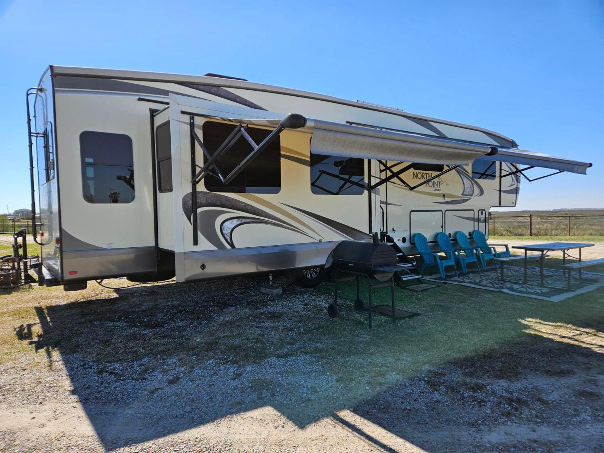 Hailey'S Beach-N-Bay Rv Resort Gilchrist Екстер'єр фото