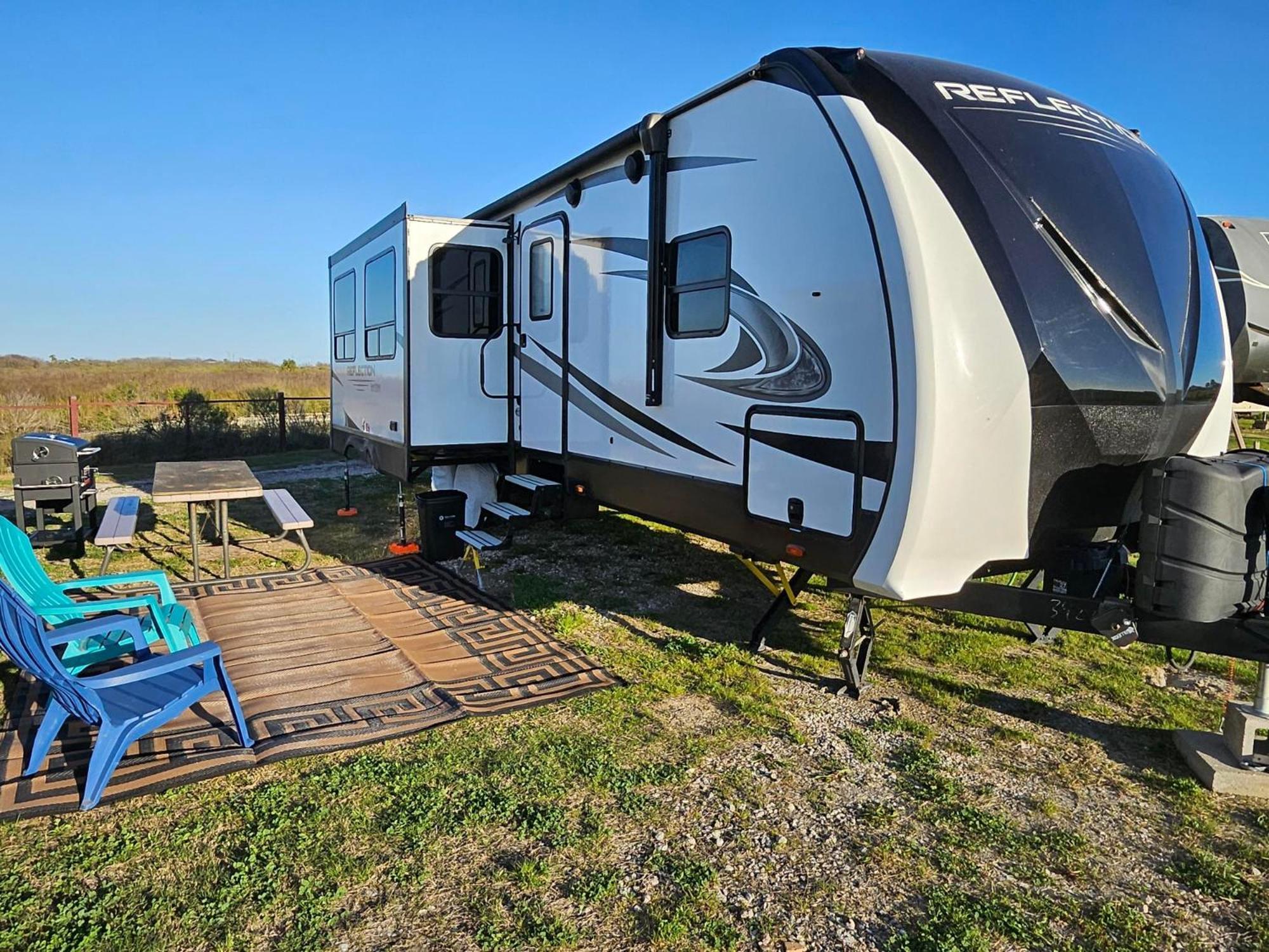 Hailey'S Beach-N-Bay Rv Resort Gilchrist Екстер'єр фото