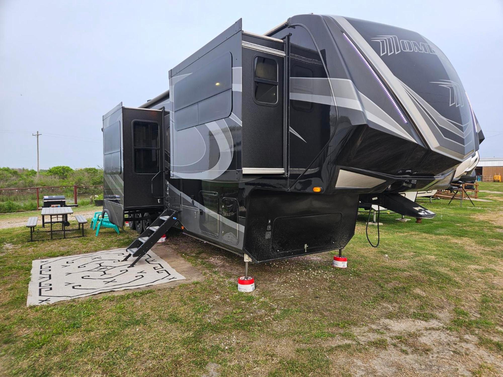 Hailey'S Beach-N-Bay Rv Resort Gilchrist Екстер'єр фото