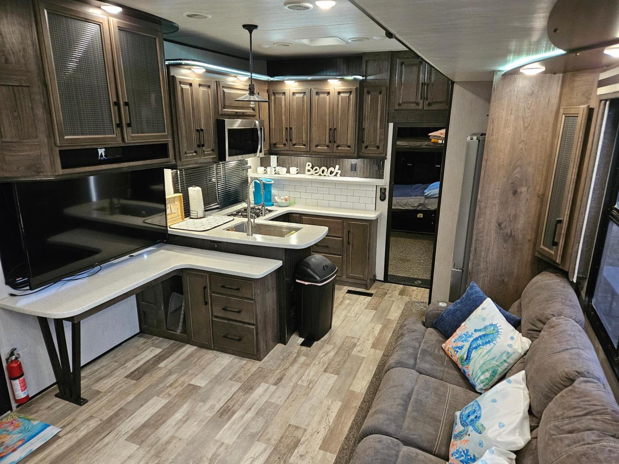 Hailey'S Beach-N-Bay Rv Resort Gilchrist Екстер'єр фото