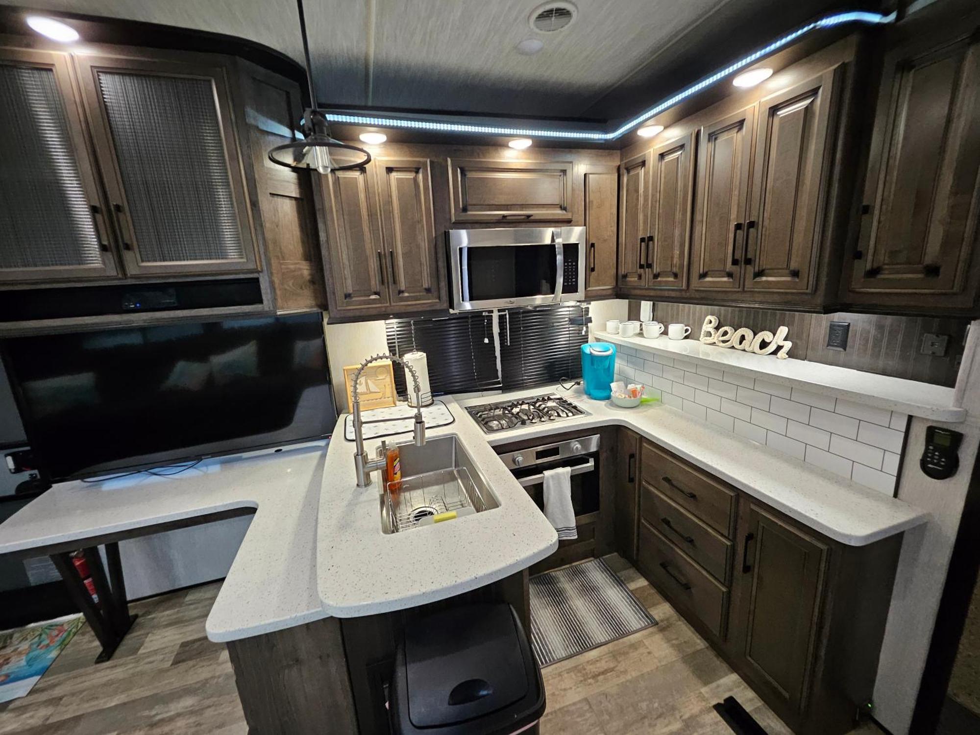 Hailey'S Beach-N-Bay Rv Resort Gilchrist Екстер'єр фото
