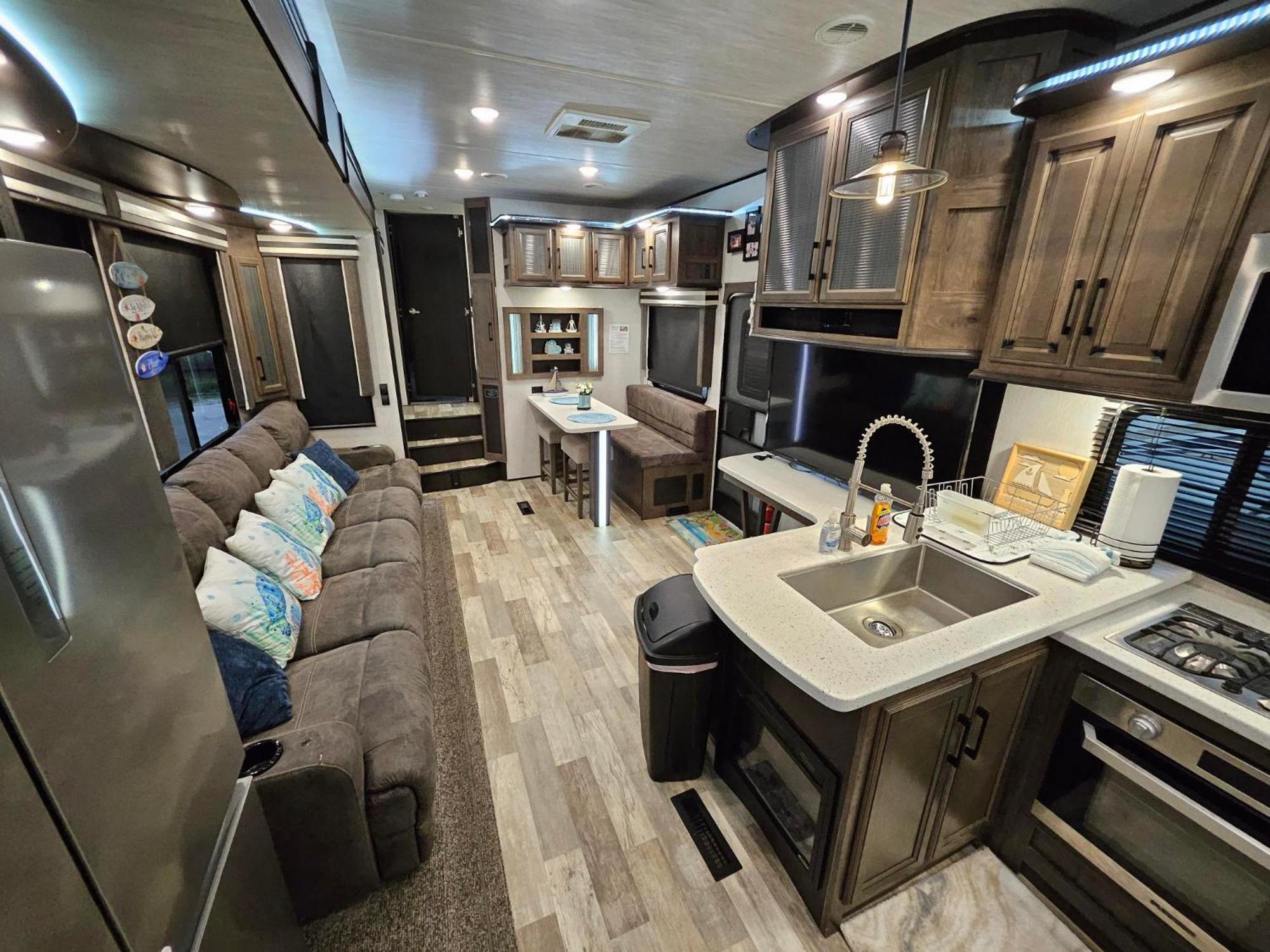 Hailey'S Beach-N-Bay Rv Resort Gilchrist Екстер'єр фото